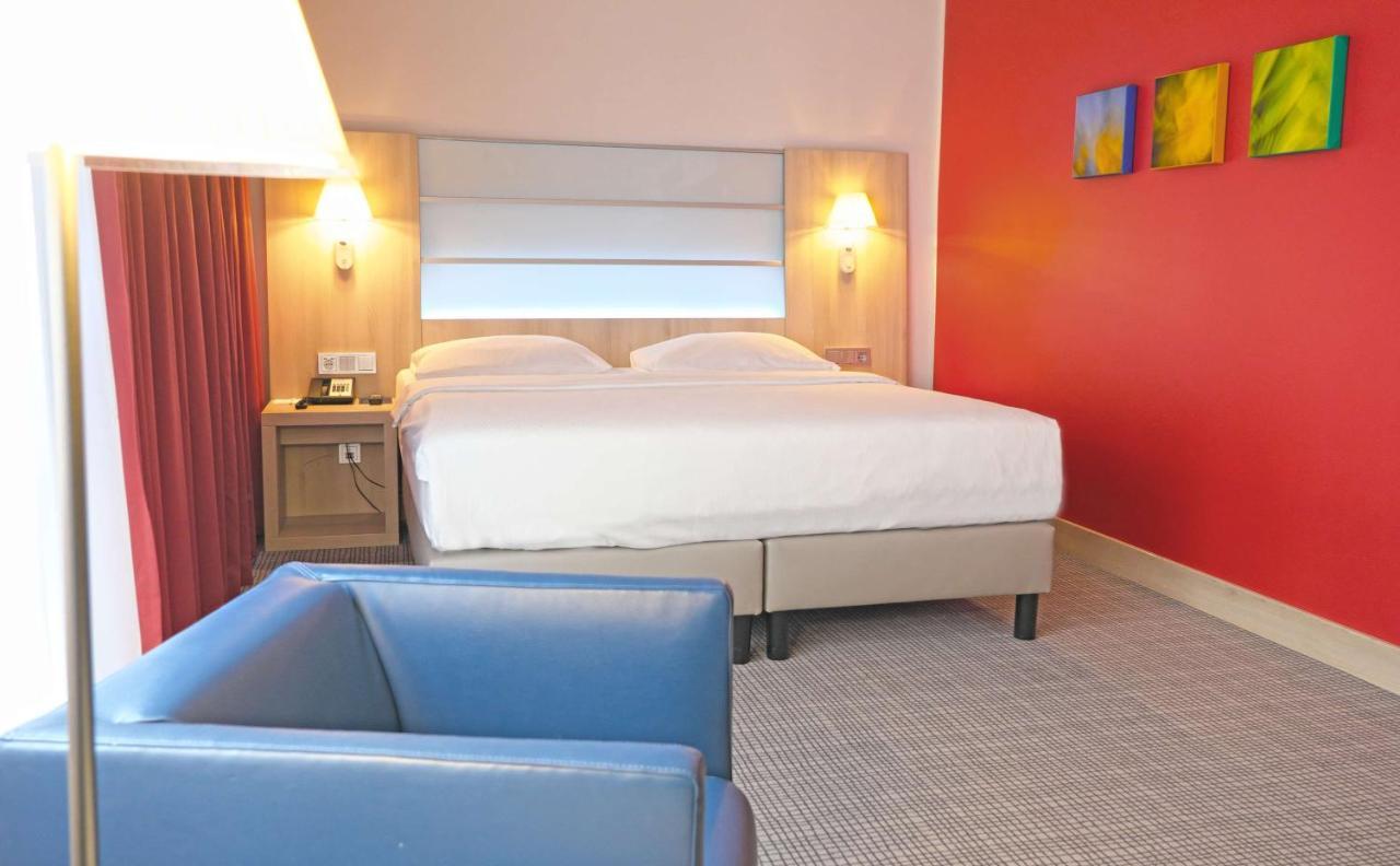 Park Inn By Radisson Linz Esterno foto