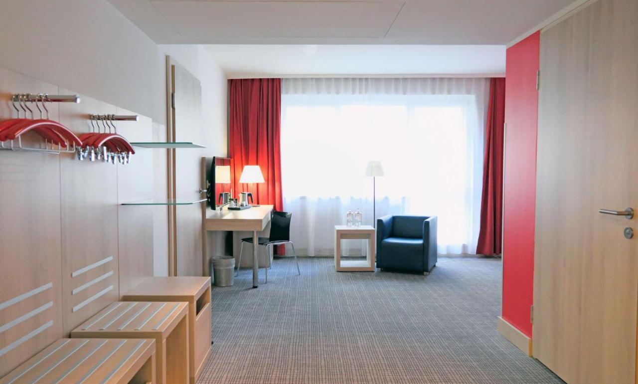 Park Inn By Radisson Linz Esterno foto