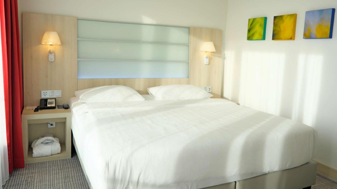 Park Inn By Radisson Linz Esterno foto