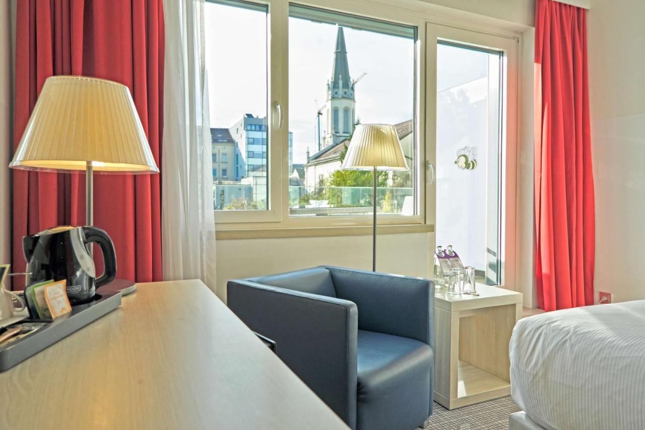 Park Inn By Radisson Linz Esterno foto