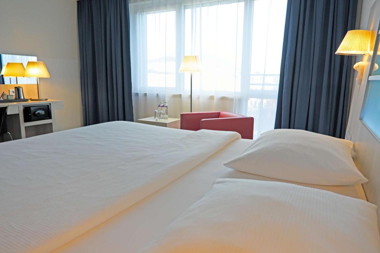 Park Inn By Radisson Linz Esterno foto