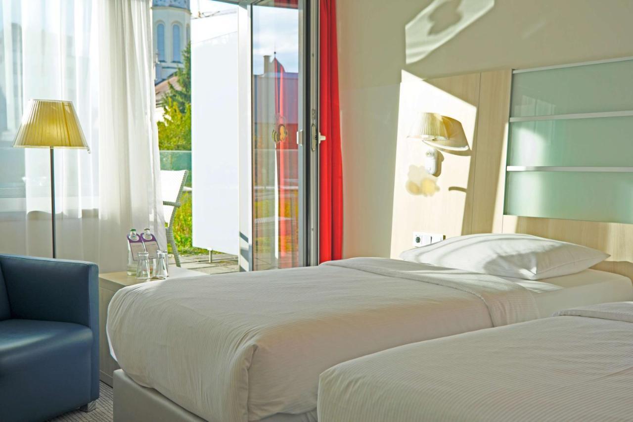 Park Inn By Radisson Linz Esterno foto