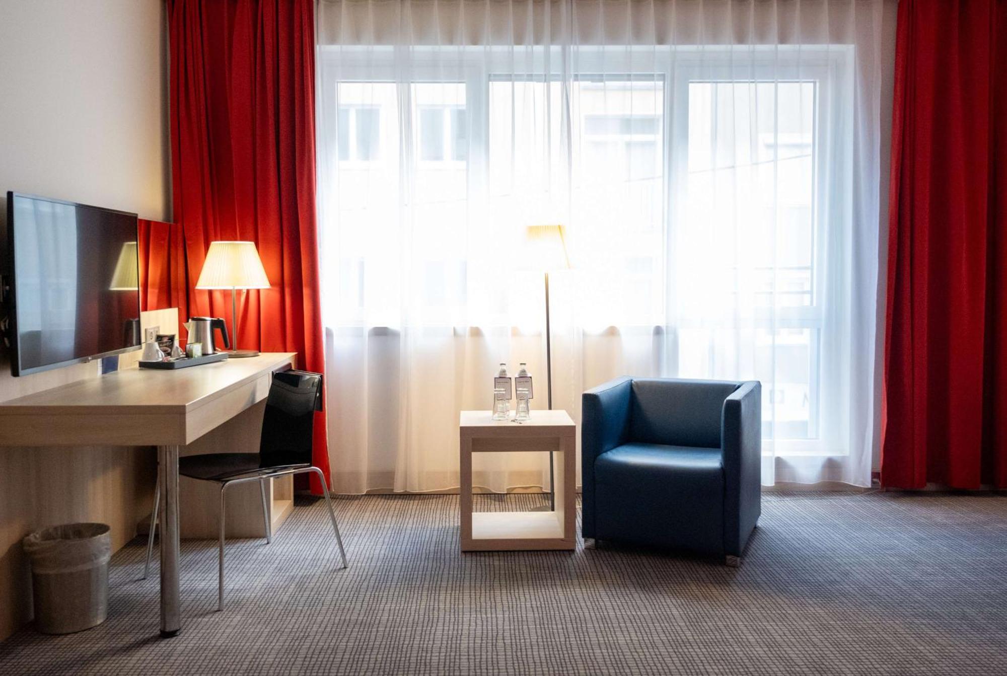 Park Inn By Radisson Linz Esterno foto