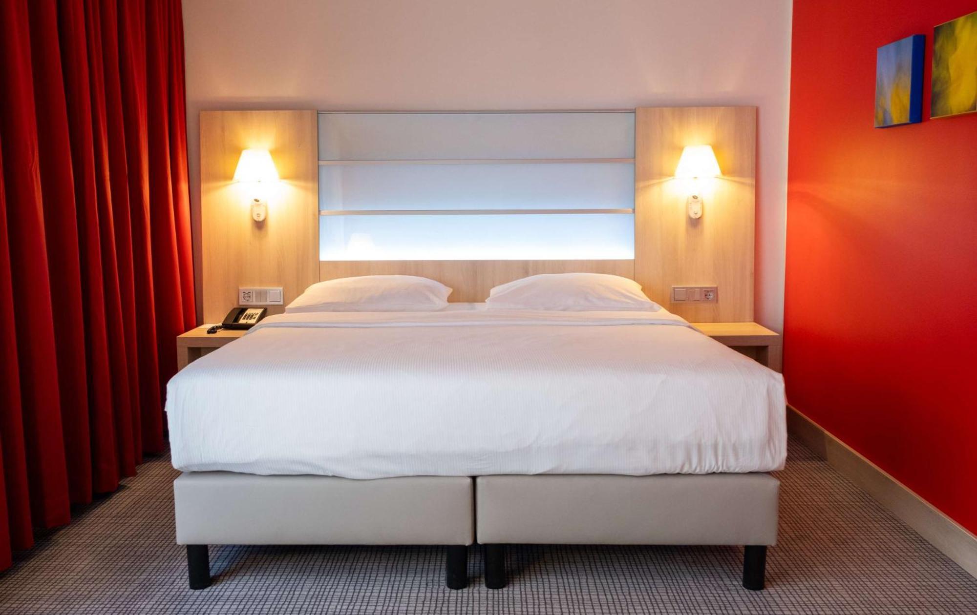 Park Inn By Radisson Linz Esterno foto