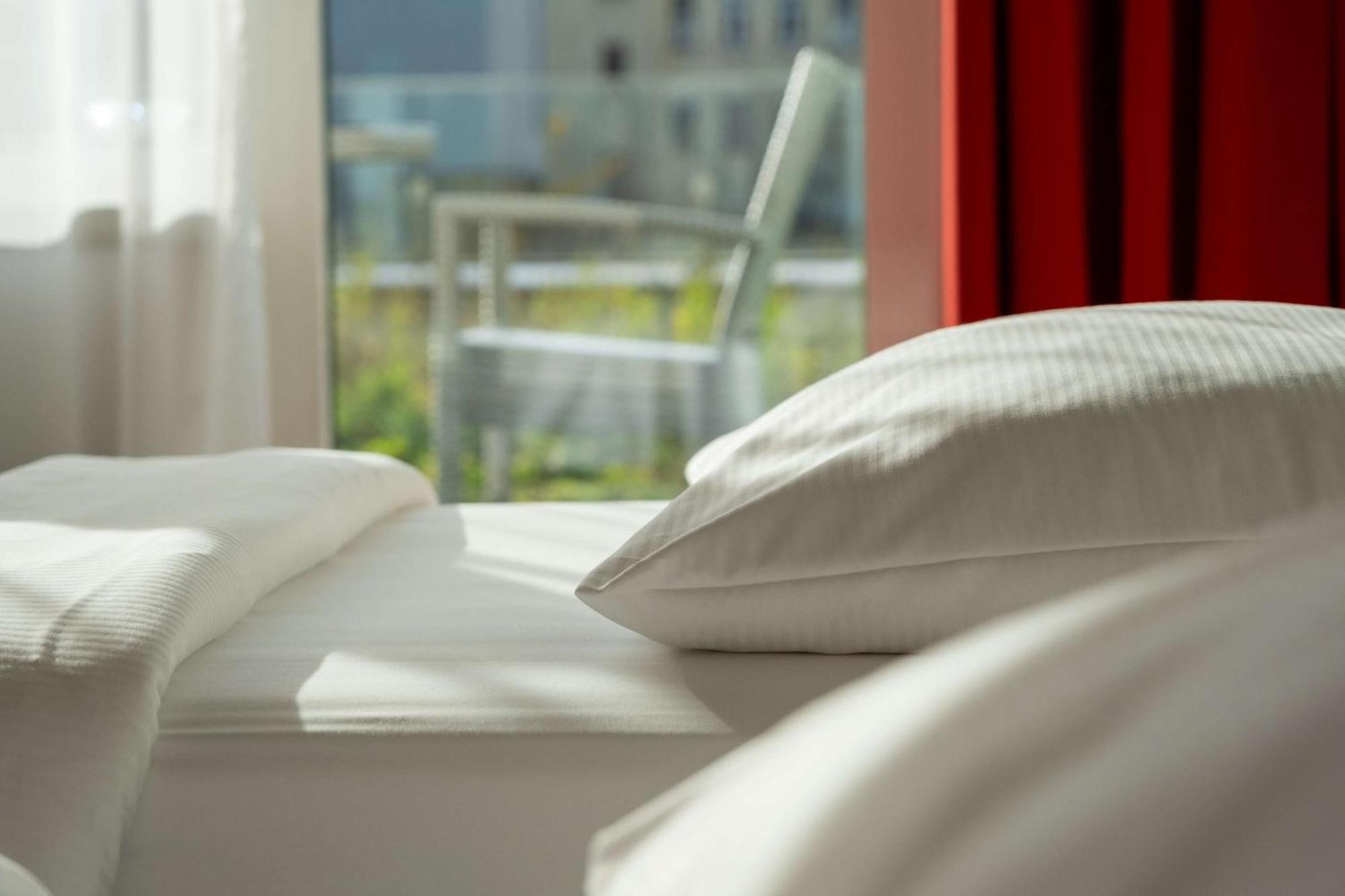 Park Inn By Radisson Linz Esterno foto