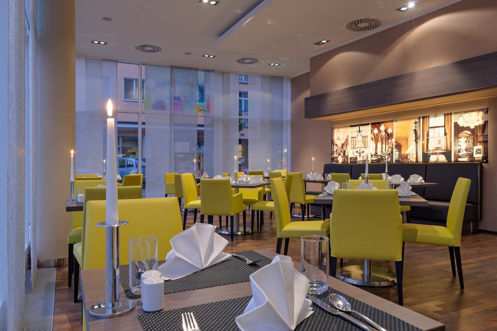 Park Inn By Radisson Linz Esterno foto